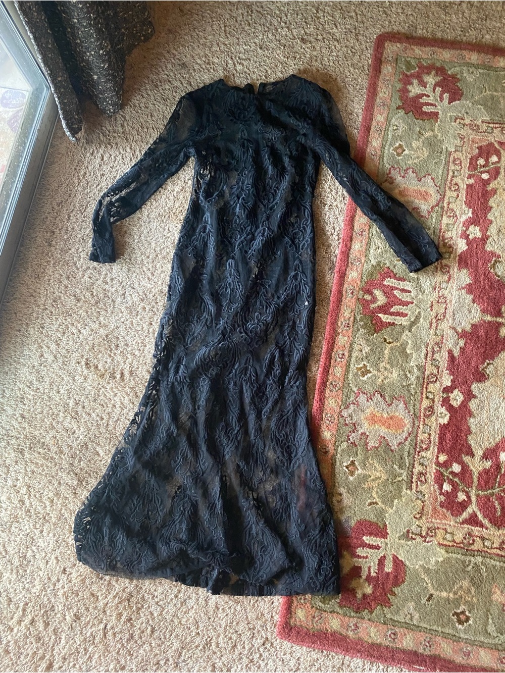 Black Lace Long Sleeve Maxi Dress - Elegant Evening Wear